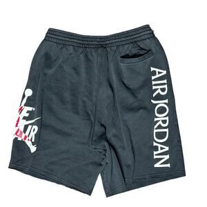 Air Jordan Men’s Shorts Large Black Standard Fit Mid Thigh Nike Logo